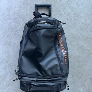 Mystery Ranch Mission Wheelie 65